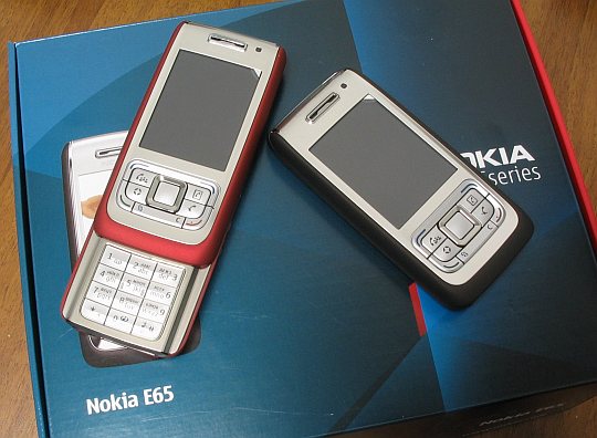 Nokia E65 - стильный и функциональный смартфон